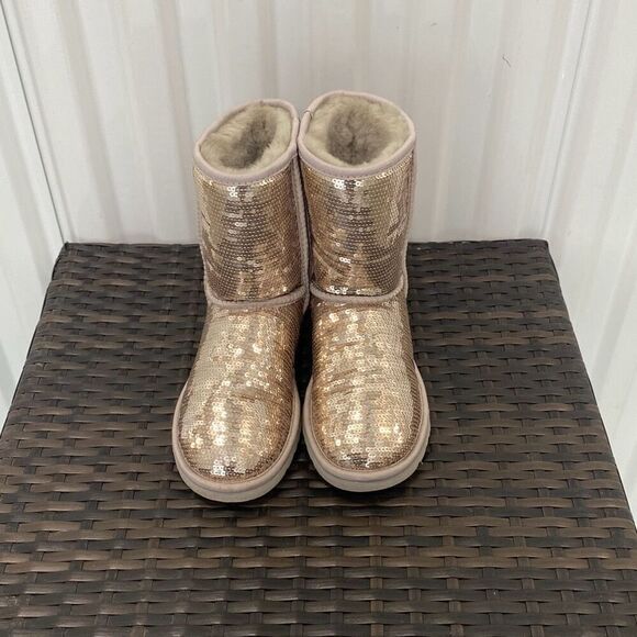 UGG silver sequence boots women’s size 6 - Picture 4 of 7